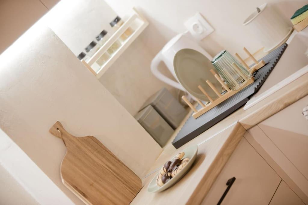Apo-Zachari Elegant Apartment Larissa Exteriör bild